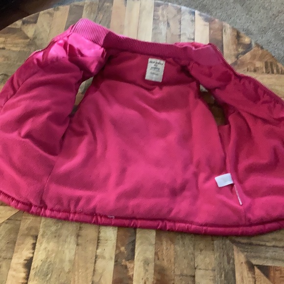 Old Navy puffer vest. Medium - Picture 5 of 6
